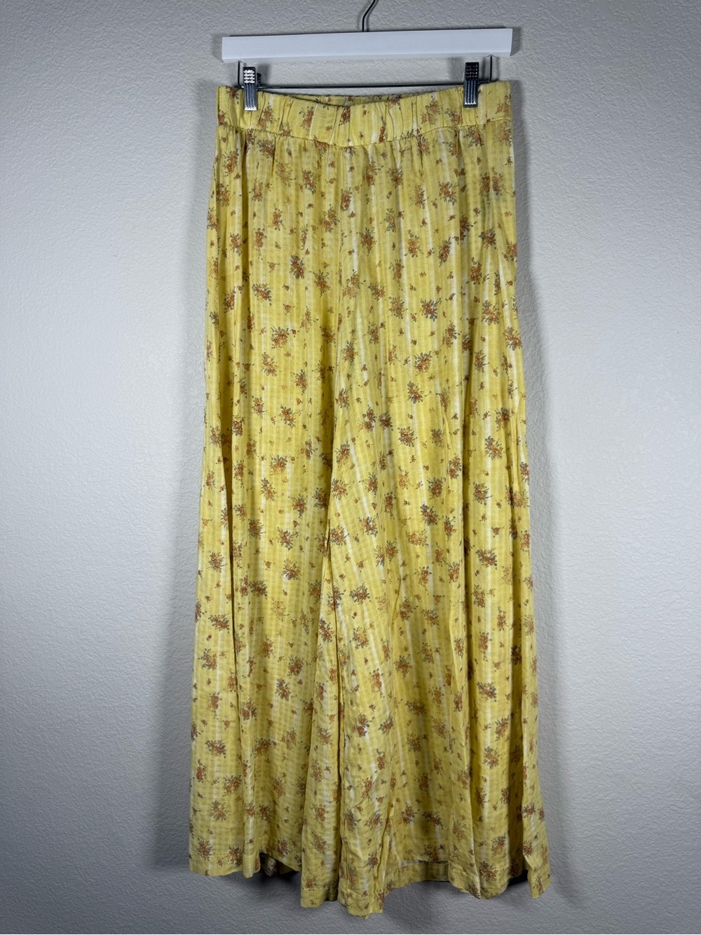 Rewash Yellow Floral Boho Pants. Absolutely love 💗 so cool & comfy!
